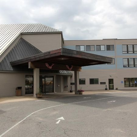 Baraga Lakeside Inn Zewnętrze zdjęcie