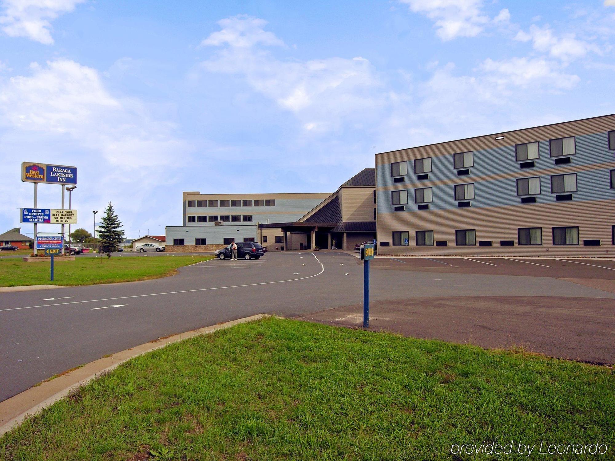 Baraga Lakeside Inn Zewnętrze zdjęcie